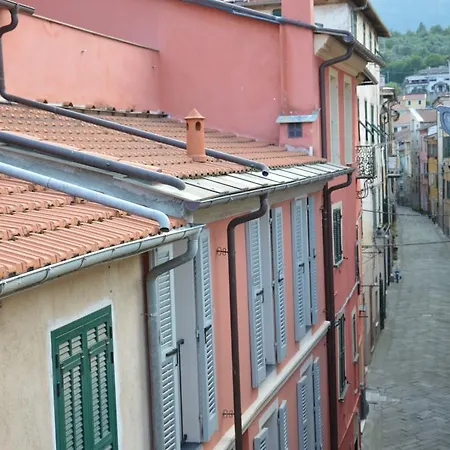 Il Cuore Del Borgo - Apartment Borgomaro