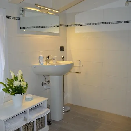 Il Cuore Del Borgo - Apartment Borgomaro